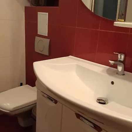 на среднефонтанской Apartman *